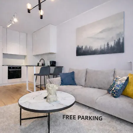 Apartman Inpoint Modern Lema 17-tauron Arena & Free Parking Self Check-in